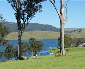 Lake St Clair - Tourism Gold Coast 0