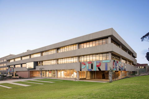Gippsland Art Gallery - Tourism Gold Coast 0