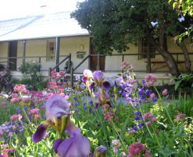 Raglan Gallery And Cultural Centre - Tourism Gold Coast 0