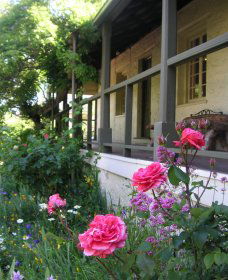 Raglan Gallery And Cultural Centre - Tourism Gold Coast 2