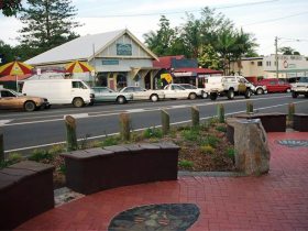 Maleny Handicraft Markets - Gold Coast 0