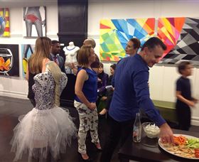 Bondi Art Lounge - Tourism Gold Coast 6