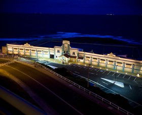Newcastle Ocean Baths - Tourism Gold Coast 0