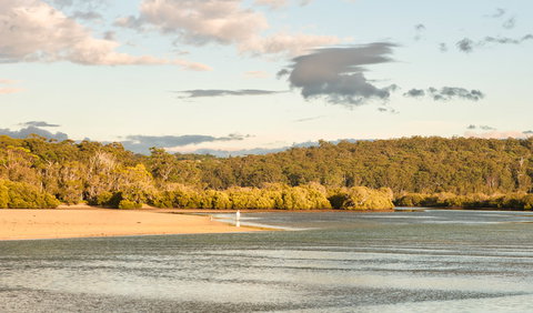Narrawallee Inlet Walking Track - Tourism Gold Coast 3