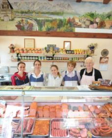 Mentges Master Meats - Tourism Gold Coast 0