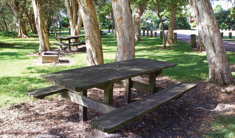 Woolgoolga Lake - Tourism Gold Coast 3