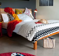 Deshons Retreat - Gold Coast