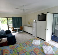 Tropical Palms Inn - Tourism Gold Coast