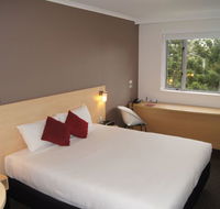 Ibis Sydney Olympic Park - Tourism Gold Coast