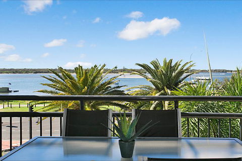 Sandcastles On Broadwater - Tourism Gold Coast 16
