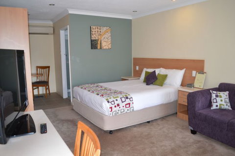Ibis Styles Orange - Tourism Gold Coast 1