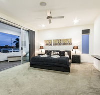 The Grand Broadbeach - Vogue Holiday Homes - Tourism Gold Coast