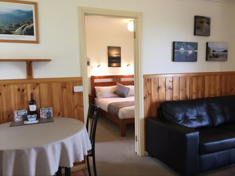 Promhills Cabins - Tourism Gold Coast 9