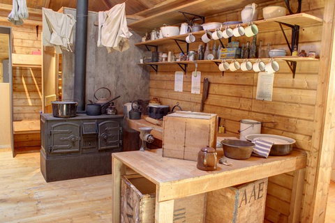 Mawson's Huts Replica Museum - Tourism Gold Coast 4