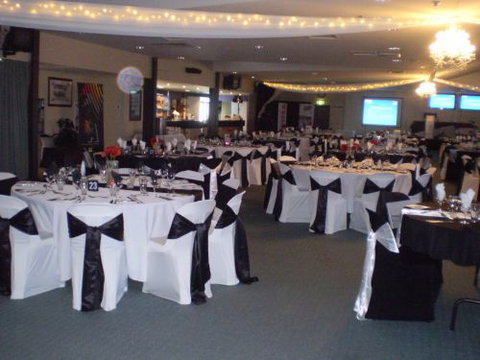 Taree-Wingham Race Club - Tourism Gold Coast 0
