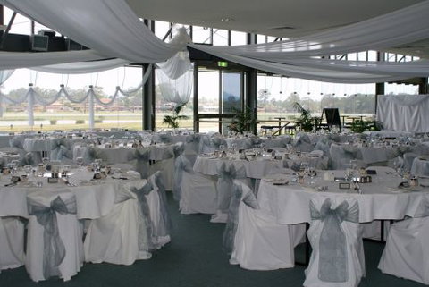 Taree-Wingham Race Club - Tourism Gold Coast 2