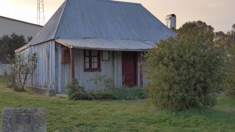 Pye Cottage Museum - Tourism Gold Coast 0