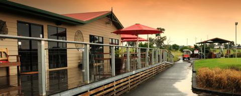 Thorny’s Putt-Putt - Tourism Gold Coast 0