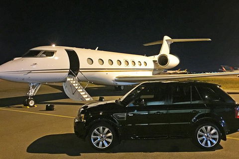 Chauffeured Airport Transfer By Luxury Vehicle - Tourism Gold Coast 1