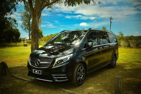 Chauffeured Airport Transfer By Luxury Vehicle - Tourism Gold Coast 9