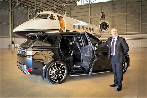 Chauffeured Airport Transfer By Luxury Vehicle - Tourism Gold Coast 2