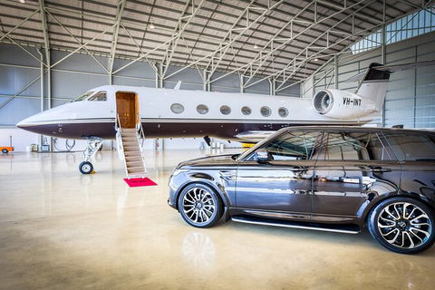 Chauffeured Airport Transfer By Luxury Vehicle - Tourism Gold Coast 4