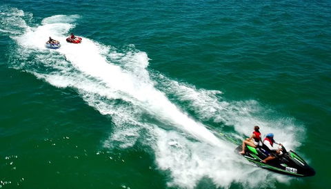 Geraldton Tubing Experience - Tourism Gold Coast 0