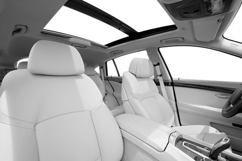 Round Trip Transfer In Private Minivan From-to Melbourne Airport In Melbourne - Gold Coast 1