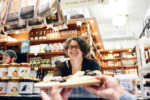 Queen Victoria Market Ultimate Foodie Tour - Tourism Gold Coast 13