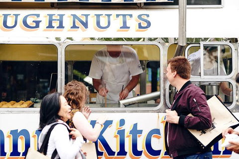 Queen Victoria Market Ultimate Foodie Tour - Tourism Gold Coast 14