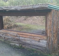 Devil Hide Overnight stay 495 for up to 3 people - Tourism Gold Coast