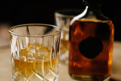 Adelaide Bar Boys Whiskey Tour - Tourism Gold Coast 1