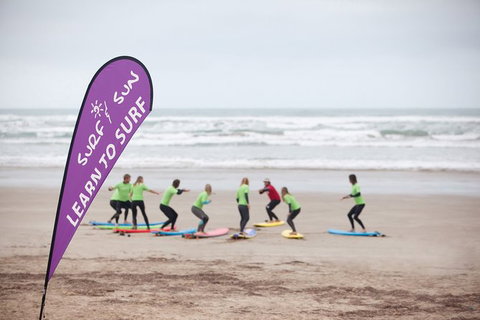 Learn To Surf At Middleton Beach - Tourism Gold Coast 9