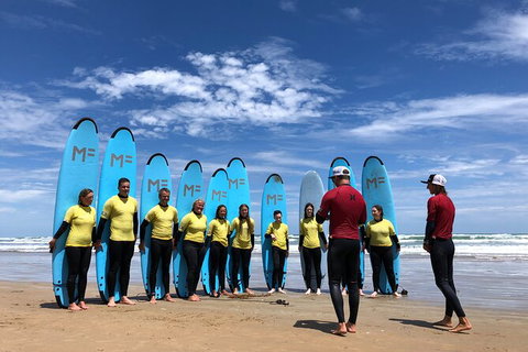 Learn To Surf At Middleton Beach - Tourism Gold Coast 6