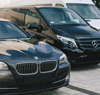 Adelaide Airport to Hotel Round-Trip Private Business Transfer - Tourism Gold Coast