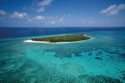 5-Day Fraser Island And Great Barrier Reef Tour - Tourism Gold Coast 0