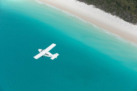 Scenic Flight - Great Barrier Reef, Heart Reef, Whitehaven Beach & Hill Inlet! - Gold Coast 5