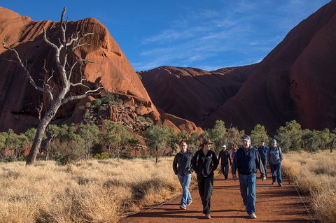 Highlights Of Uluru Including Sunrise And Breakfast - Tourism Gold Coast 4