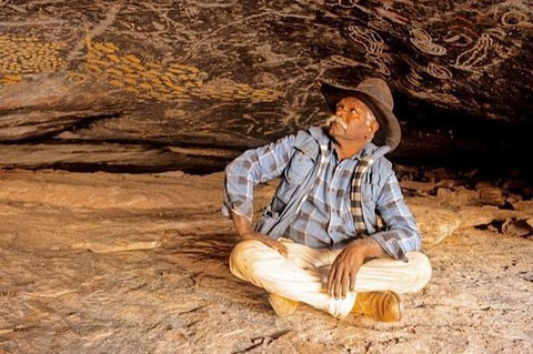 Cave Hill Aboriginal Cultural Experience From Ayers Rock - Tourism Gold Coast 1