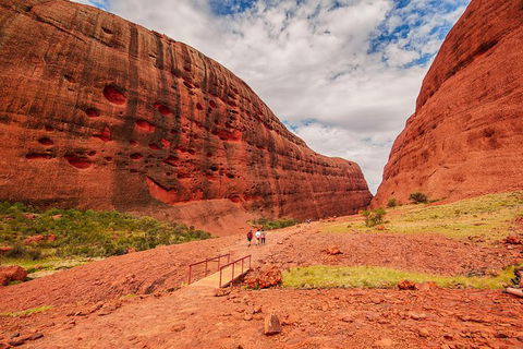 Kata Tjuta Sunrise And Valley Of The Winds Half-Day Trip - Tourism Gold Coast 10