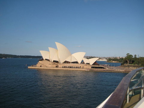 Sydney Airport Private Car Arrival Transfer - Tourism Gold Coast 1