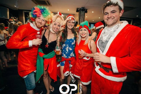 The ULTIMATE Sydney Christmas Eve Cruise - Tourism Gold Coast 0