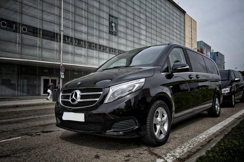 Arrival Private Transfer Sydney Airport SYD To Sydney In Luxury Van V Class - Tourism Gold Coast 3