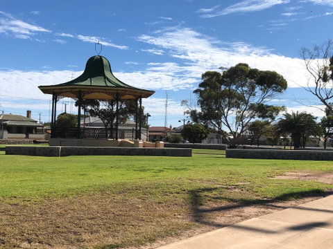 Davies Square, Wallaroo - Tourism Gold Coast 1