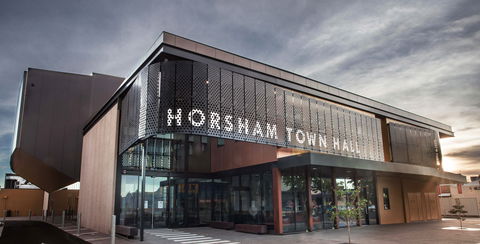 Horsham Town Hall & Regional Art Gallery - Tourism Gold Coast 0