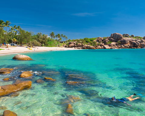 Horseshoe Bay - Bowen - Tourism Gold Coast 0