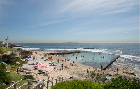 Oak Park Beach Cronulla - Tourism Gold Coast 0