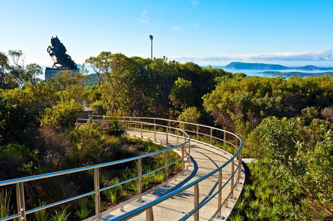 Padre White Lookout - Tourism Gold Coast 0