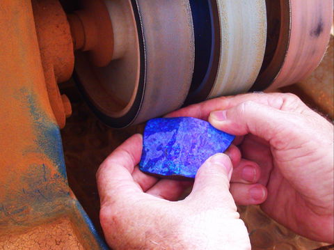 Quilpie Opal Fossicking - Tourism Gold Coast 0