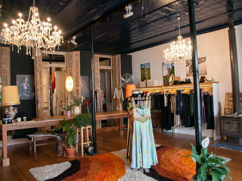 Saloon Design House - Tourism Gold Coast 0